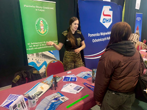 Funkcjonariusze MOSG zachęcali do wstąpienia w szeregi SG Fot. MOSG Funkcjonariusze MOSG zachęcali do wstąpienia w szeregi SG Fot. MOSG