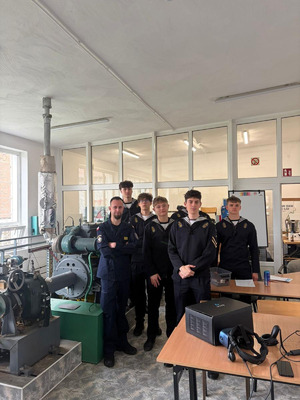 Funkcjonariusze MOSG zachęcali do wstąpienia w szeregi SG Fot. MOSG Funkcjonariusze MOSG zachęcali do wstąpienia w szeregi SG Fot. MOSG