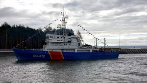Fot. MOSG Jednostka pływająca SG-312 w kanale żeglugowym przez Mierzeję Wiślaną