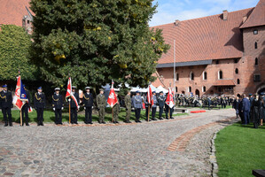 Fot. MOSG Uroczystości z okazji wojewódzkich obchodów Dnia Krajowej Administracji Skarbowej w Malborku.