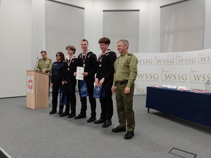 Szkoły średnie rywalizują z wiedzy o Straży Granicznej. Fot. WSSG, MOSG 