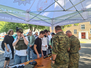 Promowali formację i nabór do służby. Fot. MOSG Promowali formację i nabór do służby. Fot. MOSG