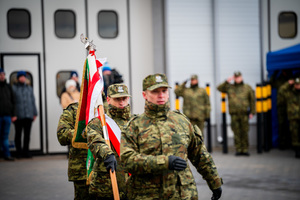 Uroczystość wcielenia do służby nowych poduszkowców. Fot. Piotr Kurasz Uroczystość wcielenia do służby nowych poduszkowców. Fot. Piotr Kurasz