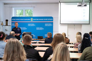 Wizyta na KDSG podczas IV Miedzynarodowej Konferencji Naukowej dot. zarządzania kryzysowego. Fot. Piotr Kurasz Wizyta na KDSG podczas IV Miedzynarodowej Konferencji Naukowej dot. zarządzania kryzysowego. Fot. Piotr Kurasz