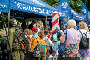 Promowali formację i nabór do służby. Fot. P. Kurasz Promowali formację i nabór do służby. Fot. P. Kurasz