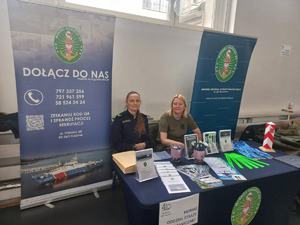 Funkcjonariusze promują służbę w MOSG Fot. MOSG Funkcjonariusze promują służbę w MOSG Fot. MOSG