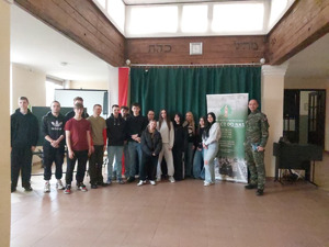 Funkcjonariusze promują służbę w MOSG Fot. MOSG Funkcjonariusze promują służbę w MOSG Fot. MOSG