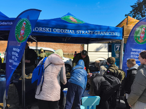 Funkcjonariusze SG na pikniku PCK w Gdańsku. Fot. MOSG Funkcjonariusze SG na pikniku PCK w Gdańsku. Fot. MOSG