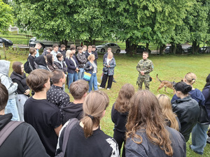 Funkcjonariusze MOSG promują służbę Fot. MOSG Funkcjonariusze MOSG promują służbę Fot. MOSG