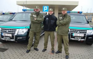 Grupa funkcjonariuszy wyjeżdżających na wsparcie do Węgier z Morskiego Oddziału Straży Granicznej – fot. MOSG 